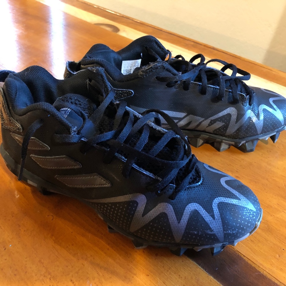 Adidas Football Cleats Sz 9